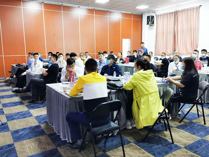 202009老板公开课照片4.jpg 202009老板公开课照片4.jpg